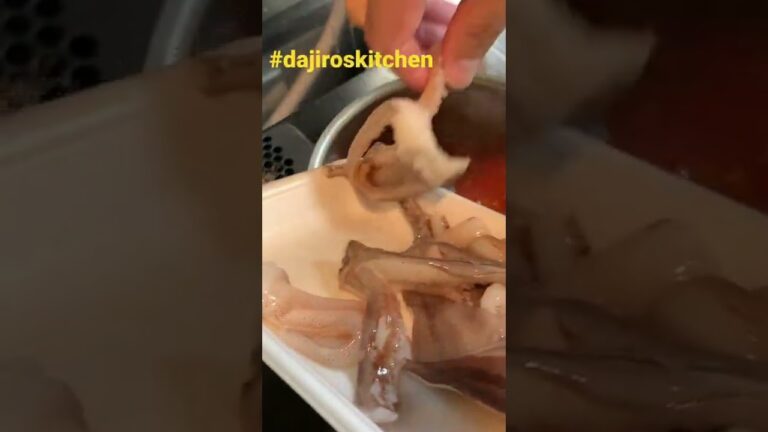 タコの溺れ煮風 イカのトマト煮込み Dajiro'skitchen