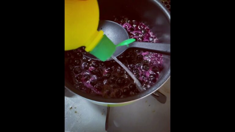 ブルーベリージャム作り