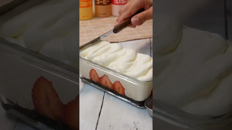 Easy! Strawberry tiramisu just mix and cool 簡単！混ぜて冷やすだけのいちごのティラミス #asmr #recipe #chocolate