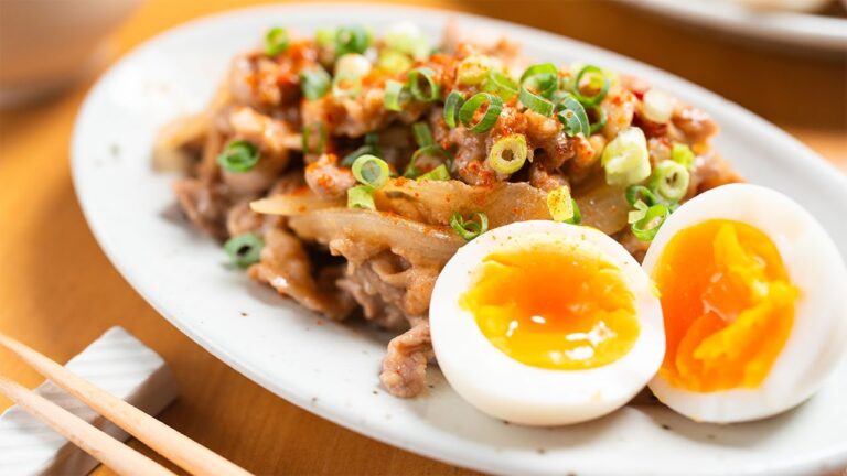 【豚こま簡単レシピ】たった15分！とろけるやわらかさ♪薄力粉をまぶすだけ。