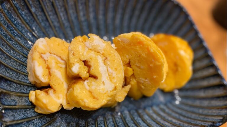 朝食作り『甘い卵焼き』と『紅大根味噌汁』炊き立てご飯に、紅大根葉っぱのふりかけをかけていただきます！@Renge83