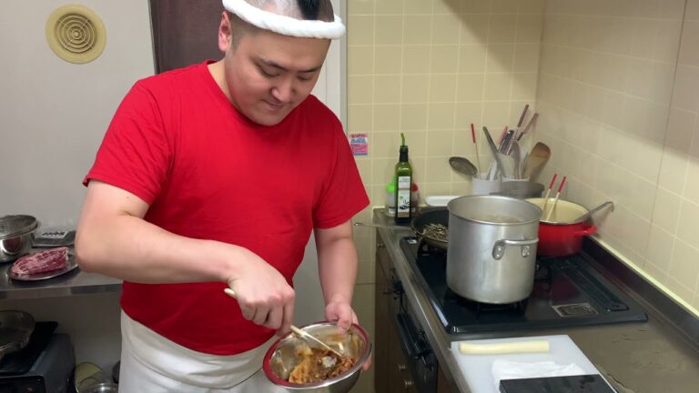 【飯テロ】キングがただただ味噌ラーメンを作るよ