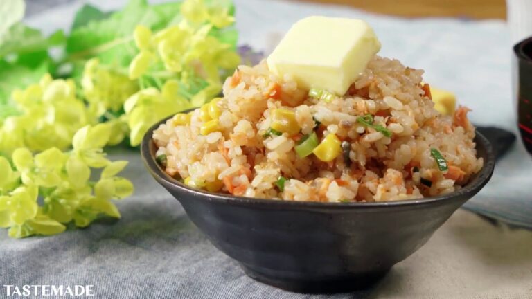 【スイッチ押すだけ】アラスカ産天然鮭と醤油バターコーン炊き込みご飯