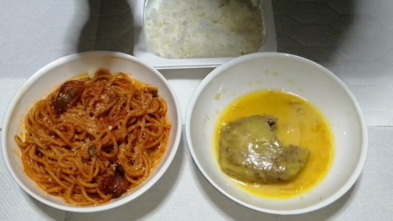 金のチーズハンバーグとナポリタン【語り飯】