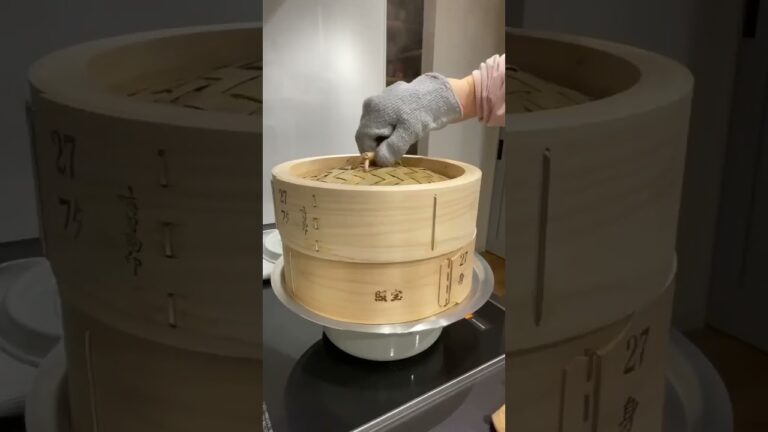 ただ置くだけの蒸篭で蒸し野菜ごはんっ先月お迎えした蒸篭にハマってます#蒸篭料理#蒸篭#蒸し野菜