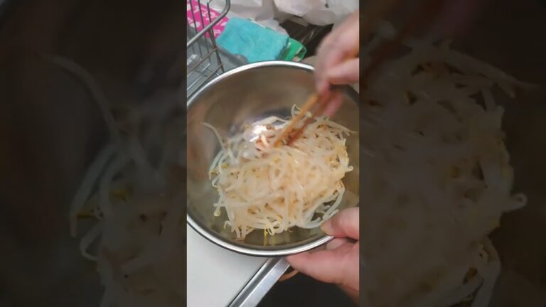 もやし納豆。さっぱり健康にいきましょう♪