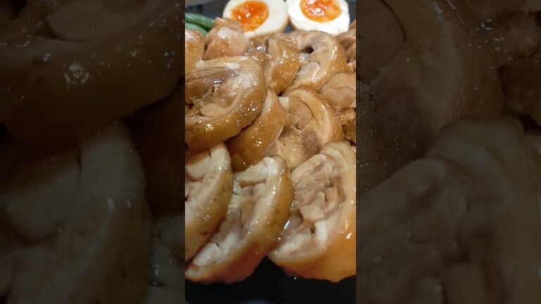【鶏チャーシュー】意外と簡単‼️本当は豚のチャーシューが食べたいけど冷蔵庫には鶏もも肉しかない‼️味付き半熟卵もね！#shorts#ぐんぐんグルメ#飯テロ#鶏もも肉#焼豚#チャーシュー#酒のつまみ