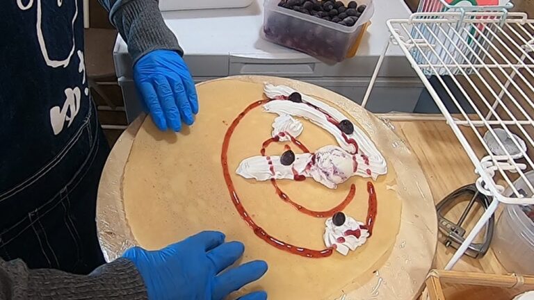 【クレープキッチンカー】米粉100％の生地がパリパリもちもち美味しくてカワイイ「ネージュクレープ」Japanese Street Food- crepe food truck