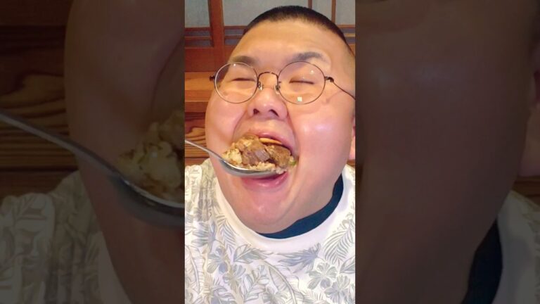 料理人の自分飯なんてこんなもの『ガーリックステーキライス』