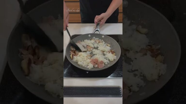 【極上】ベーコンきのこ炒飯の作りかた #Shorts