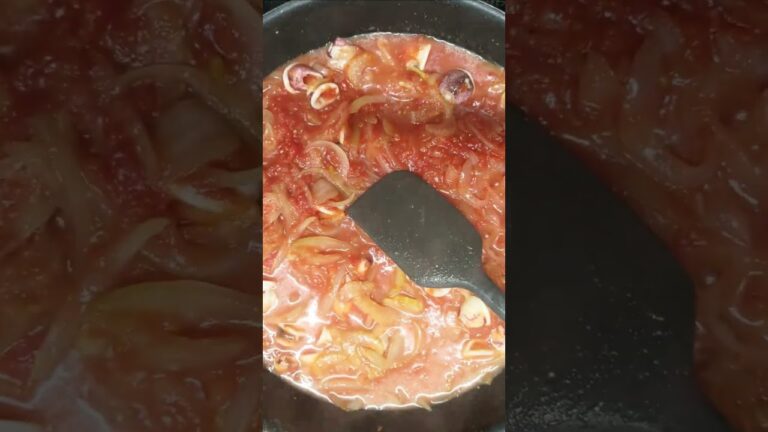 ヤリイカを使ったトマトソースパスタ