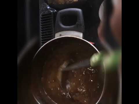 カレーを温める。