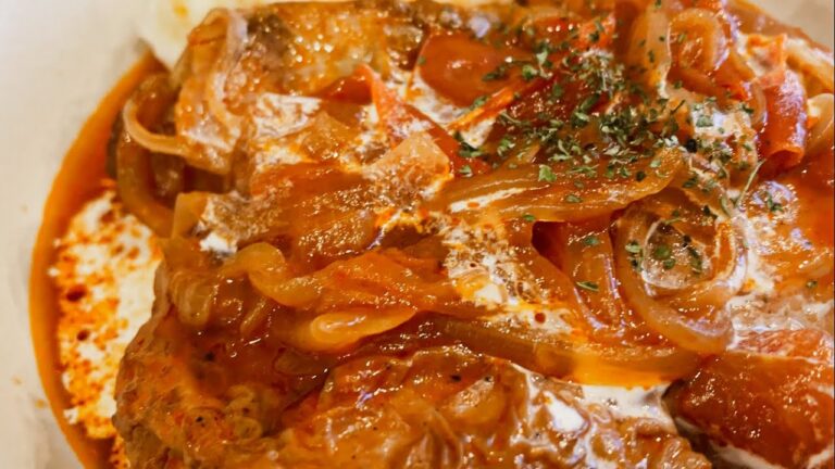 炊飯器で簡単！鶏もも肉の赤ワイン煮込み