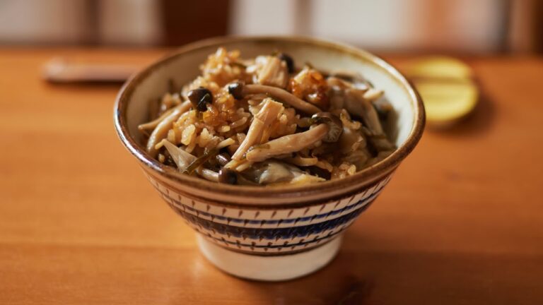 【ヘルシー炊き込みごはん】きのこたっぷり！旨味爆発！美味しくダイエット♪