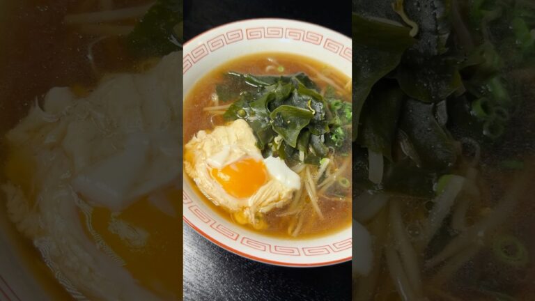 もやしでこんだけ痩せられるってマジかよ。究極のもやし麺の作り方#shorts #リュウジ #もやし #ラーメン #ダイエット #痩せる #レシピ #料理