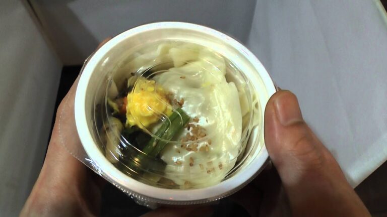 セブン-イレブンの餃子スープ