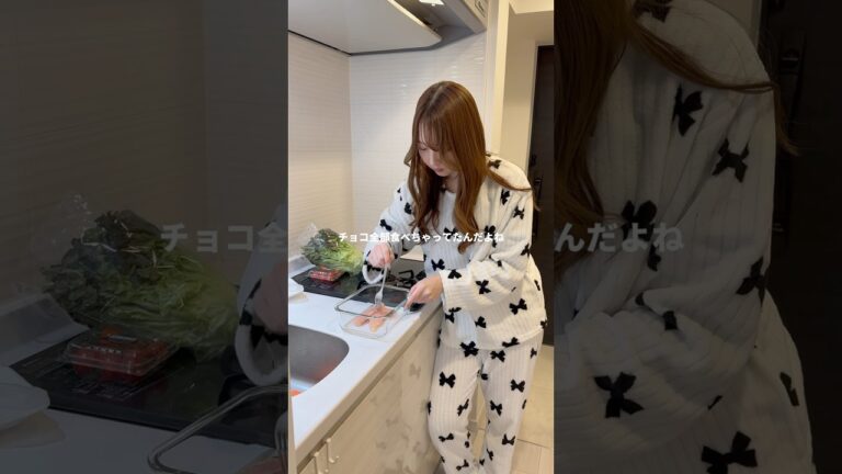 ぱぱっとささみサラダ！レンジはダイエットメニューも作れちゃう✊✨#ブラック企業 #ol日常 #料理 #cooking #自炊 #vlog #レンチンレシピ