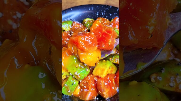 Salmon avocado!! サーモンアボカド丼がうますぎる!! #shorts #food