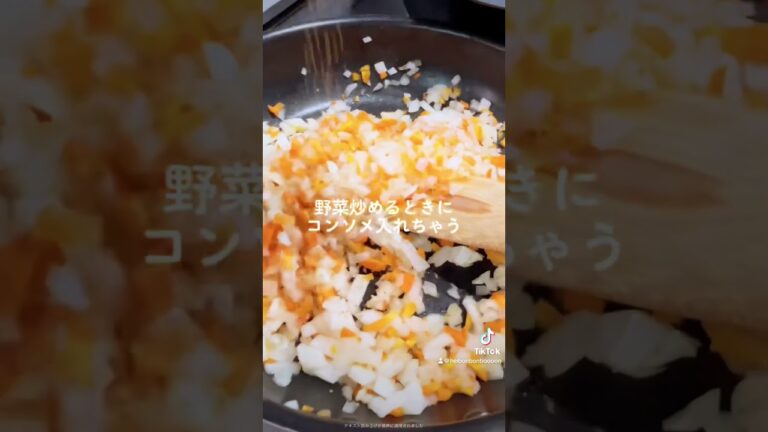 鶏ひき肉を使ったハンバーグ風です