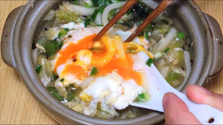 【家うどん】塩ちゃんこ鍋の鍋焼きうどん【今日の昼食】