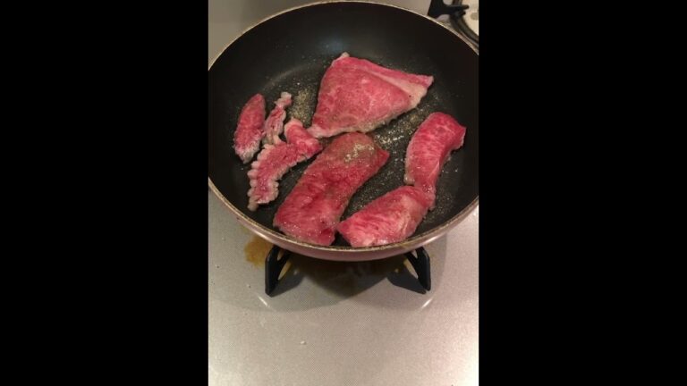 牛肉を炒めてからモヤシとキャベツを炒めるだけ(高速版)