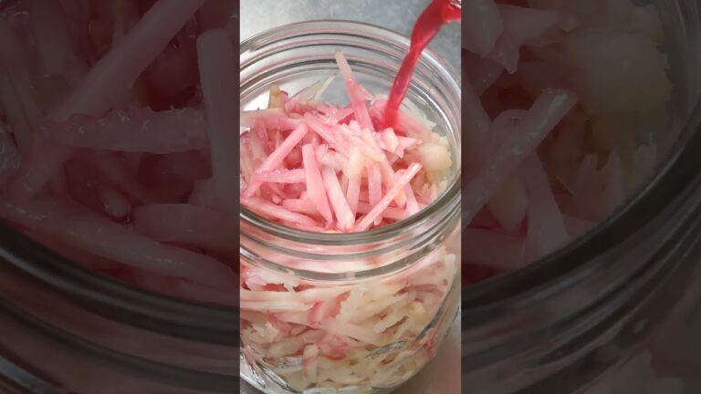 【いちばん簡単】 紅生姜の作り方 新生姜で作る レシピ |梅酢漬け How to make Red pickled ginger | 長期保存可 保存食 #shorts