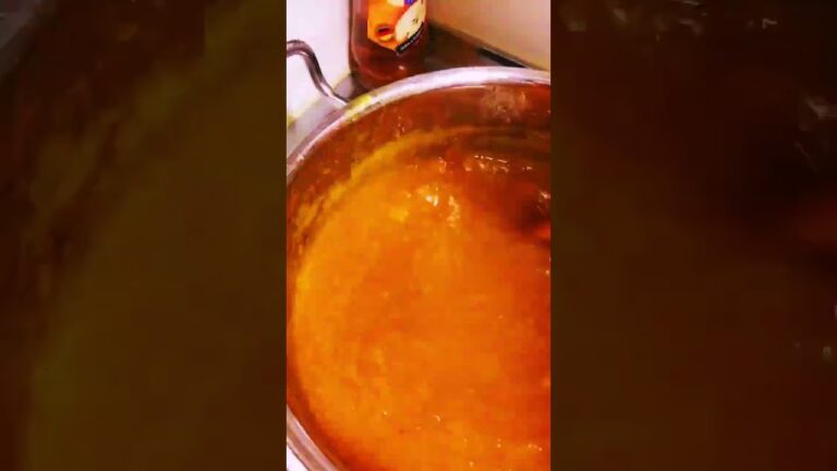 梅ジャム作り🧡           Sour plum jam😋