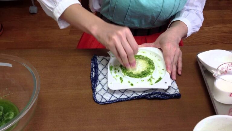 きゅうりの冷製スープ 高齢者安心メニュー【ゆにしあ】