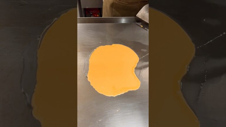 1億再生した贅沢オムライス #japanesefood #オムライス