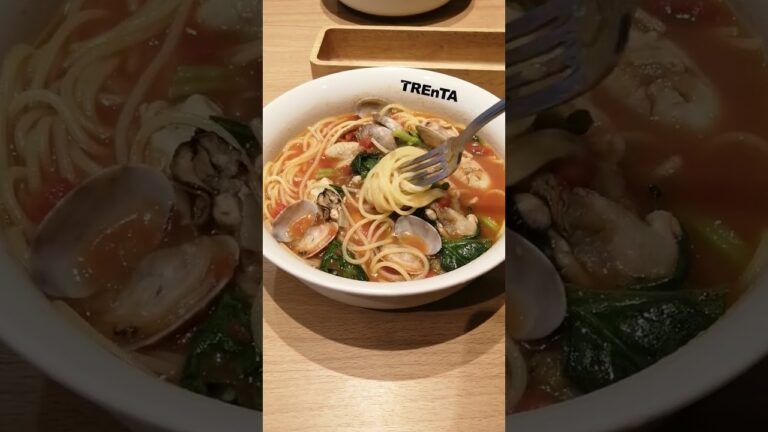 TREnTA（トレンタ）にてスープパスタ。