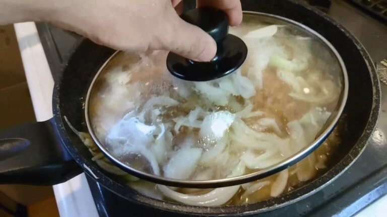 熱々とろとろ 玉ねぎカツ煮～🎵 ①