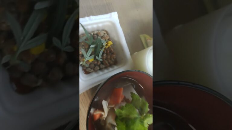 2022/1/7よもぎ納豆。ミツバ豆乳おからパウダーキッコーマンだいこん舞茸ニンジン味噌汁。牛乳。鮭フレークご飯】うんちバリバリ；Unching Brothers Band。3日目にして便通は良くなっ