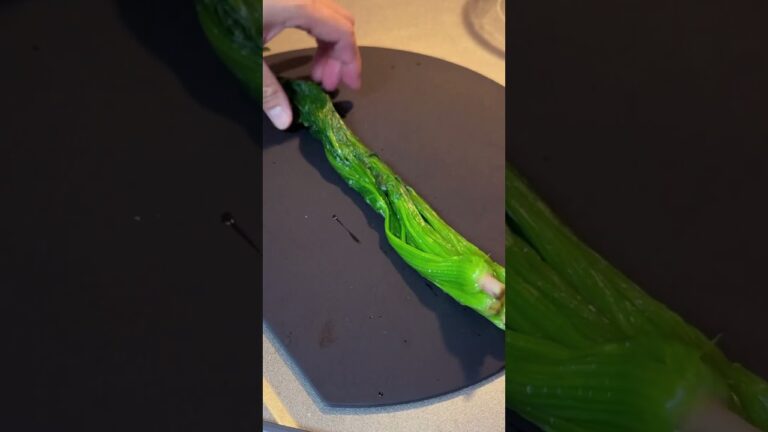 On theしらす『ほうれん草の韓国海苔和え』　#shorts