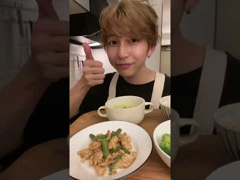 【かんたん献立】鶏ささみとサヤインゲンのピリ辛レンチン蒸し&アボブロマヨサラダ&濃厚ガーリックミルクスープ【自炊日記】#shorts