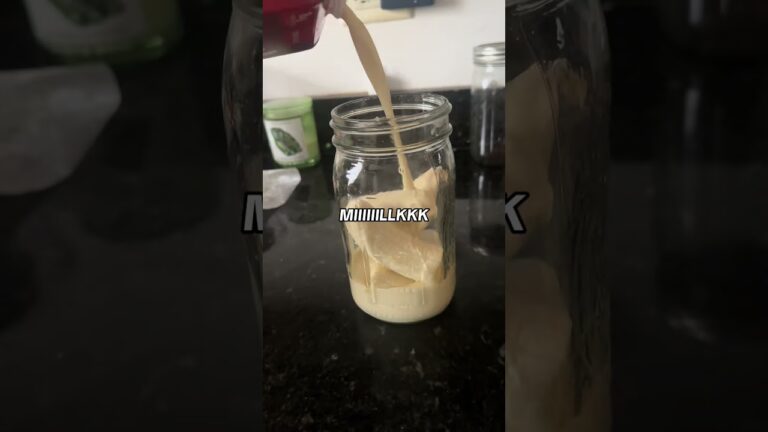 Boost Your Smoothie with Mushroom Coffee – Light, Flavorful & Packed with Goodness!