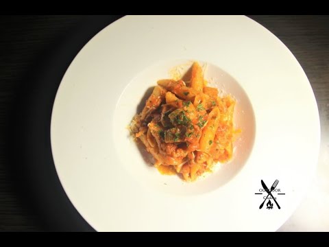 【自家製パンチェッタ】自家製薄切りパンチェッタとトマトのペンネ【試作品】