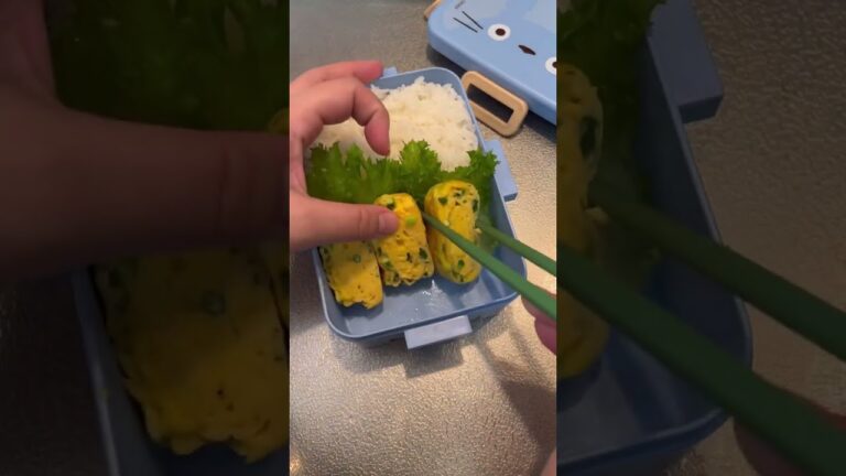 ウインナー弁当を作る独身アラサー女。