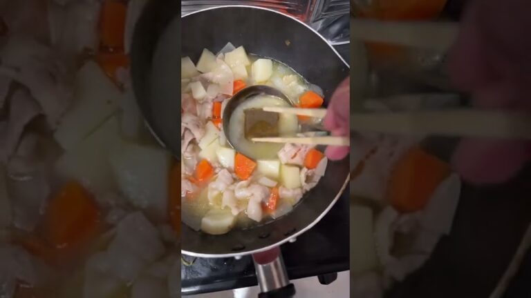 カレーライス　ルー入れすぎた