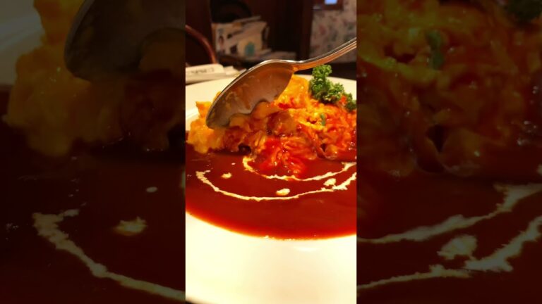 東京グルメ【吉祥寺のジャズ喫茶でいただく王道オムライスがハチャメチャに美味かった件】#shorts