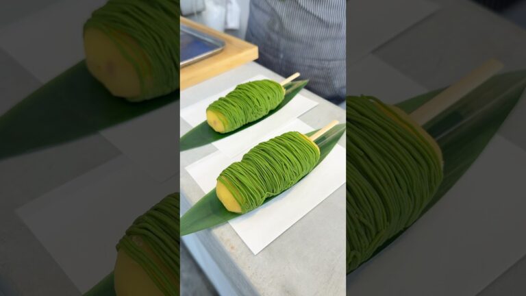 芋虫のような抹茶モンブラン団子 #japanesefood