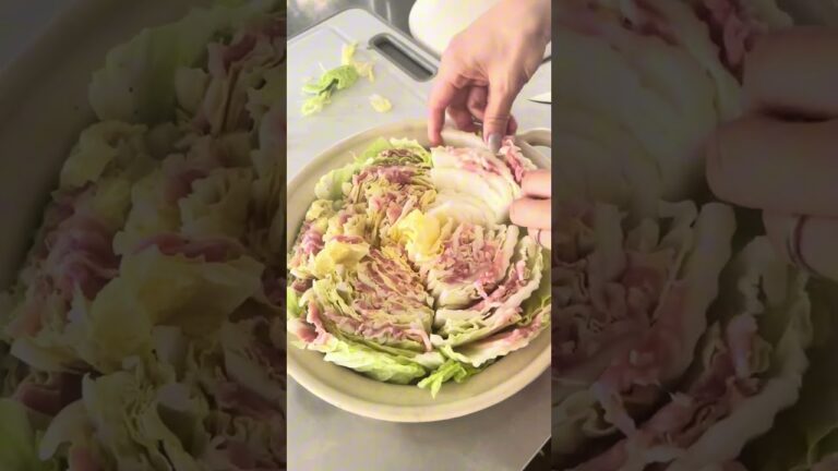 パスタソースで絶品！白菜と豚バラのカルボナーラ鍋