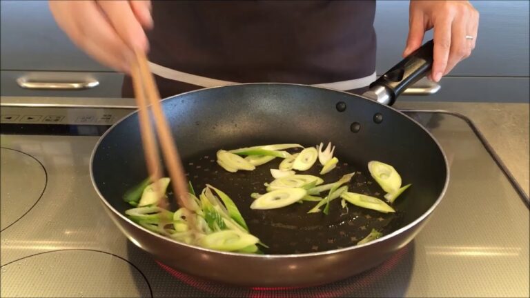 さば缶のピリ辛炒め　2人分