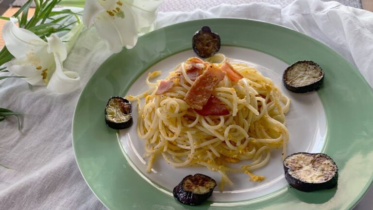 エッそれだけ⁉️旨みハンパない✨卵だけのカルボナーラ【栗原はるみレシピ】