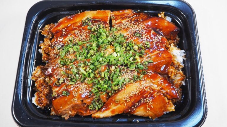 【デカ盛り弁当！豚バラチャーシュー飯】激安で噂の『ロピア』のデカ盛り弁当がすごかった！