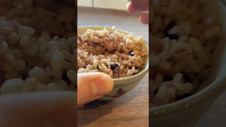 玄米もち麦押し麦小豆に生卵#shorts