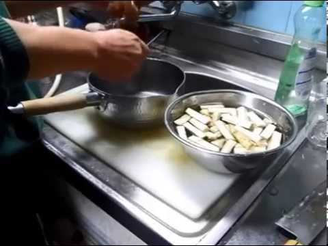 ゴボウとこんにゃくの煮物