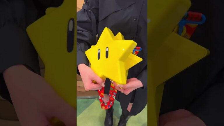 ユニバのスターポップコーンケース！夜にはピカピカ光らせることもできるし中のマッシュルーム味のポップコーンもおいしかった🌟 #ユニバ