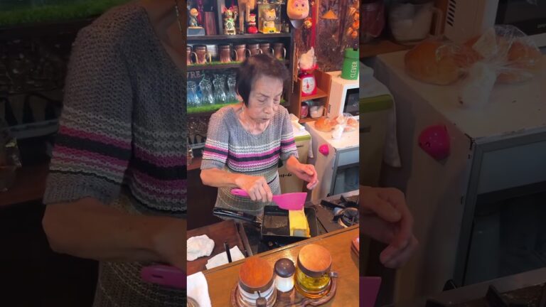 大阪のおばあちゃんが作る逆卵サンド