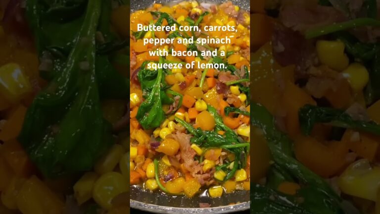 Buttered corn, carrots, pepper and spinach with bacon and a squeeze of lemon. #ulamserye #pinoyinuk