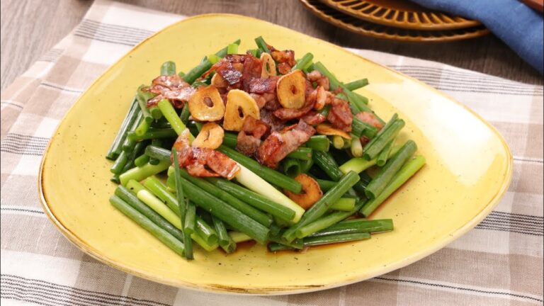 やみつき☆にんにくベーコンの青ねぎサラダ